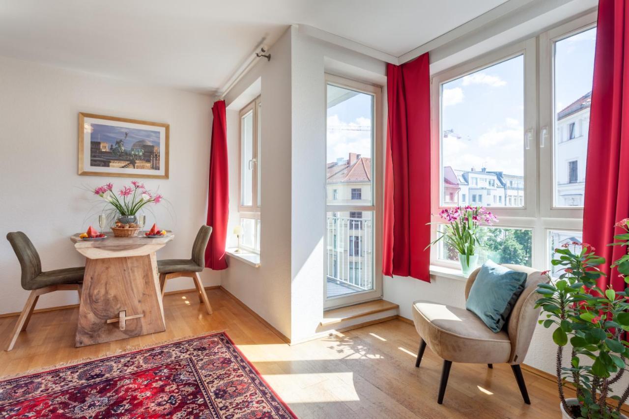 Schoenes Studio In Downtown Mitte Mit Balkon Lejlighed Berlin Eksteriør billede